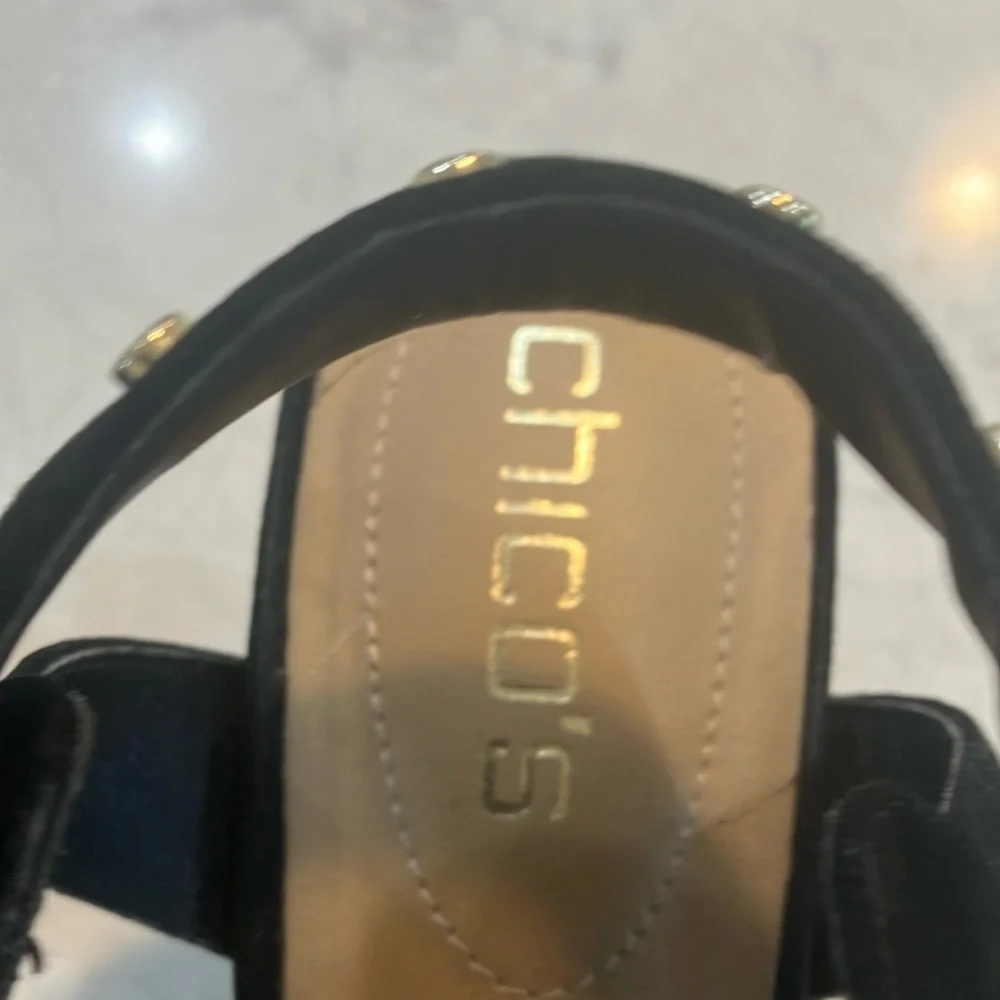 Chico's Black Suede Studded Women's Sandals Chunky Heel Sz‎ 7.5- W/ Box- EUC - Picture 4 of 11